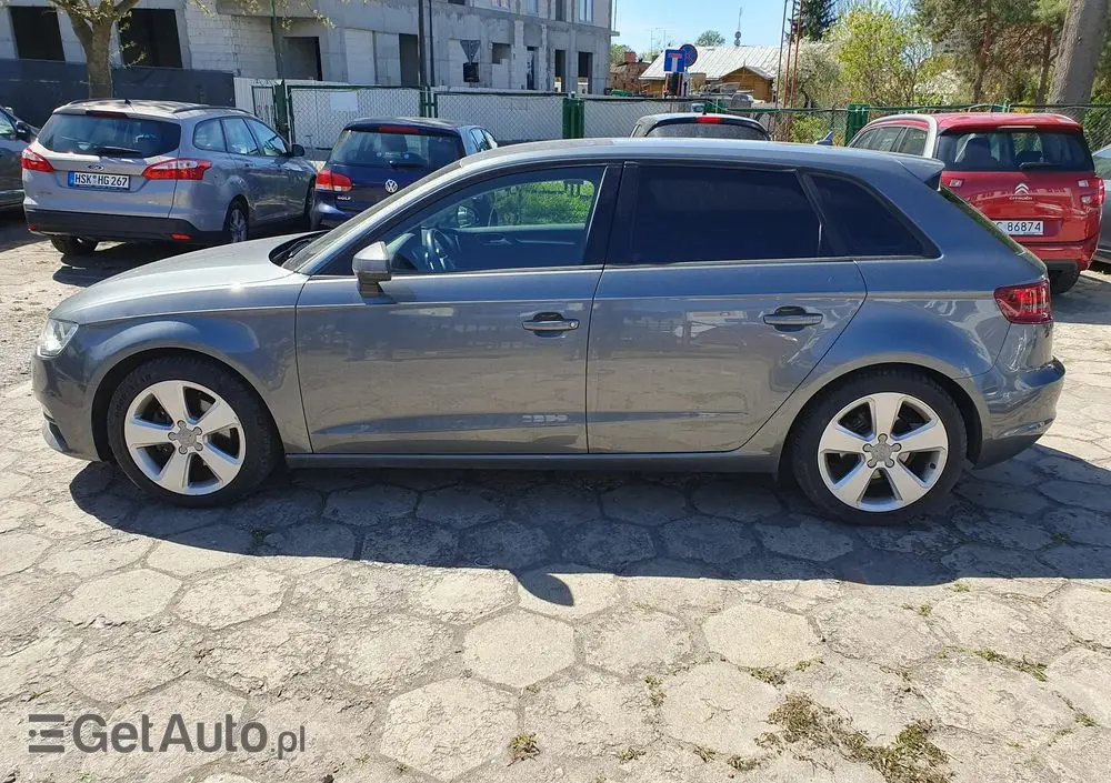 AUDI A3 Sportback 1.6 TDI DPF Ambiente