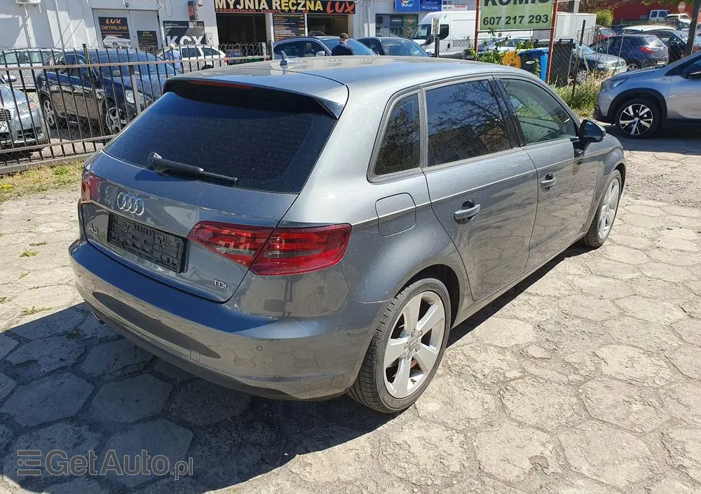 AUDI A3 Sportback 1.6 TDI DPF Ambiente