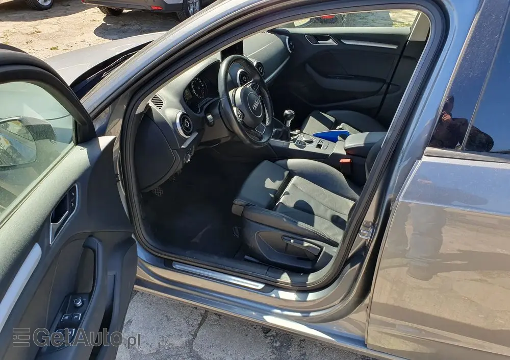 AUDI A3 Sportback 1.6 TDI DPF Ambiente