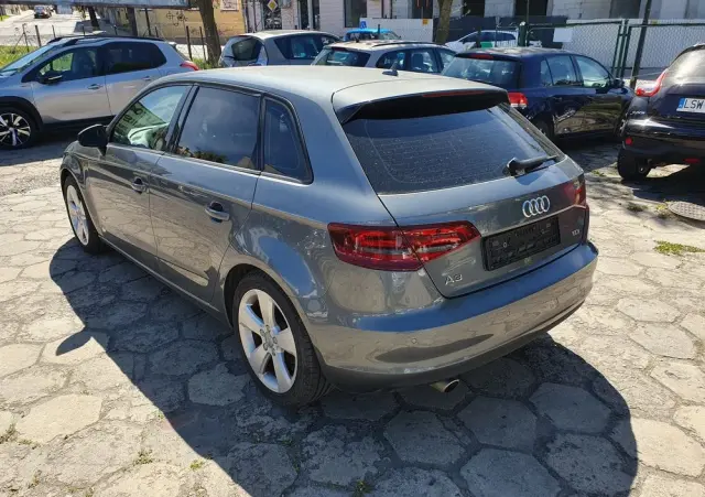 AUDI A3 Sportback 1.6 TDI DPF Ambiente