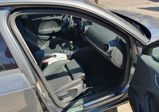 AUDI A3 Sportback 1.6 TDI DPF Ambiente