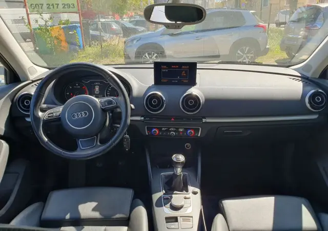 AUDI A3 Sportback 1.6 TDI DPF Ambiente