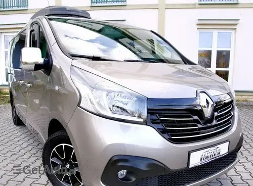 RENAULT Trafic 