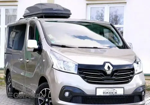 RENAULT Trafic 