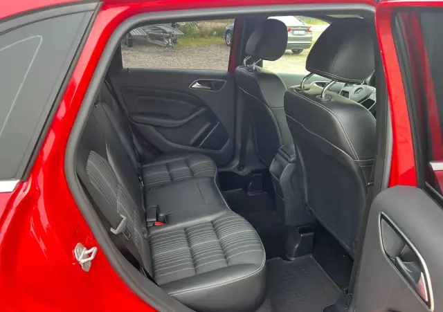 MERCEDES-BENZ Klasa B 200 CDI BlueEFFICIENCY Edition 1