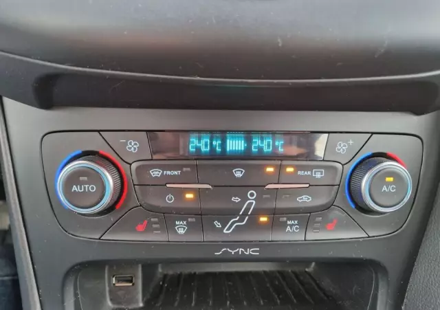 FORD Focus 1.0 EcoBoost Edition