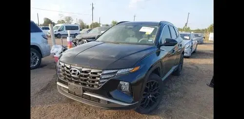 HYUNDAI Tucson 
