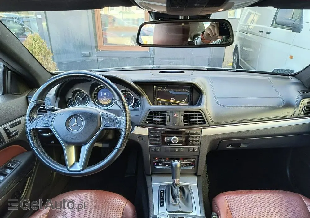 MERCEDES-BENZ Klasa E 250 BlueEFFICIENCY 7G-TRONIC