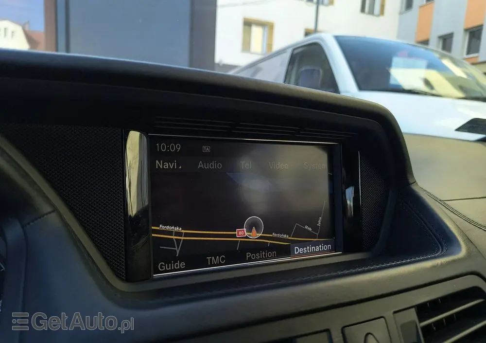 MERCEDES-BENZ Klasa E 250 BlueEFFICIENCY 7G-TRONIC