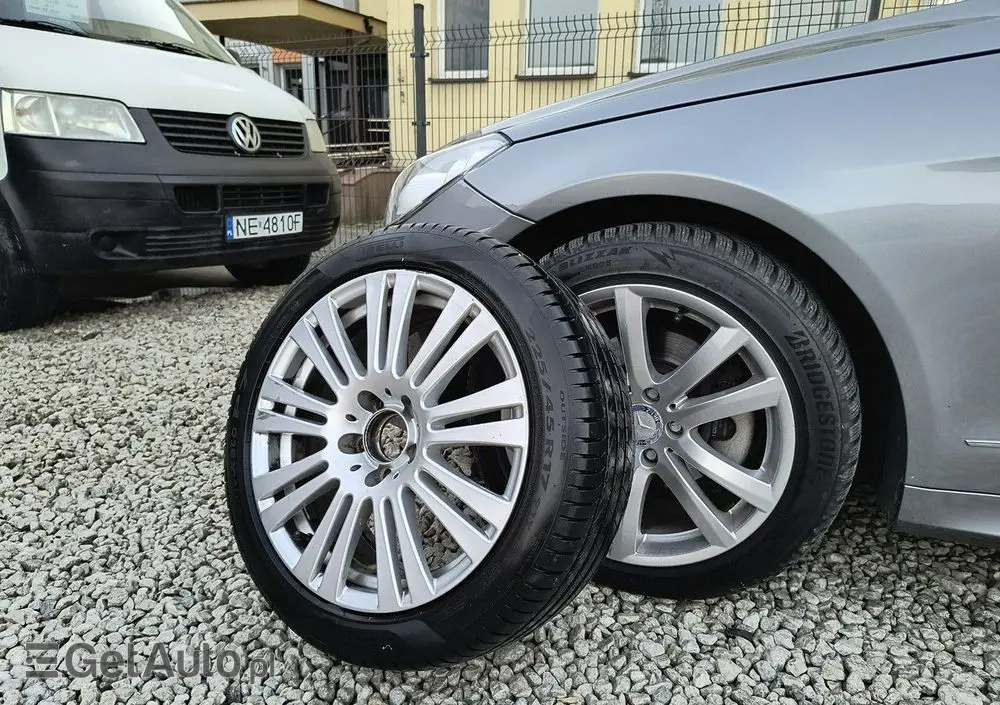 MERCEDES-BENZ Klasa E 250 BlueEFFICIENCY 7G-TRONIC