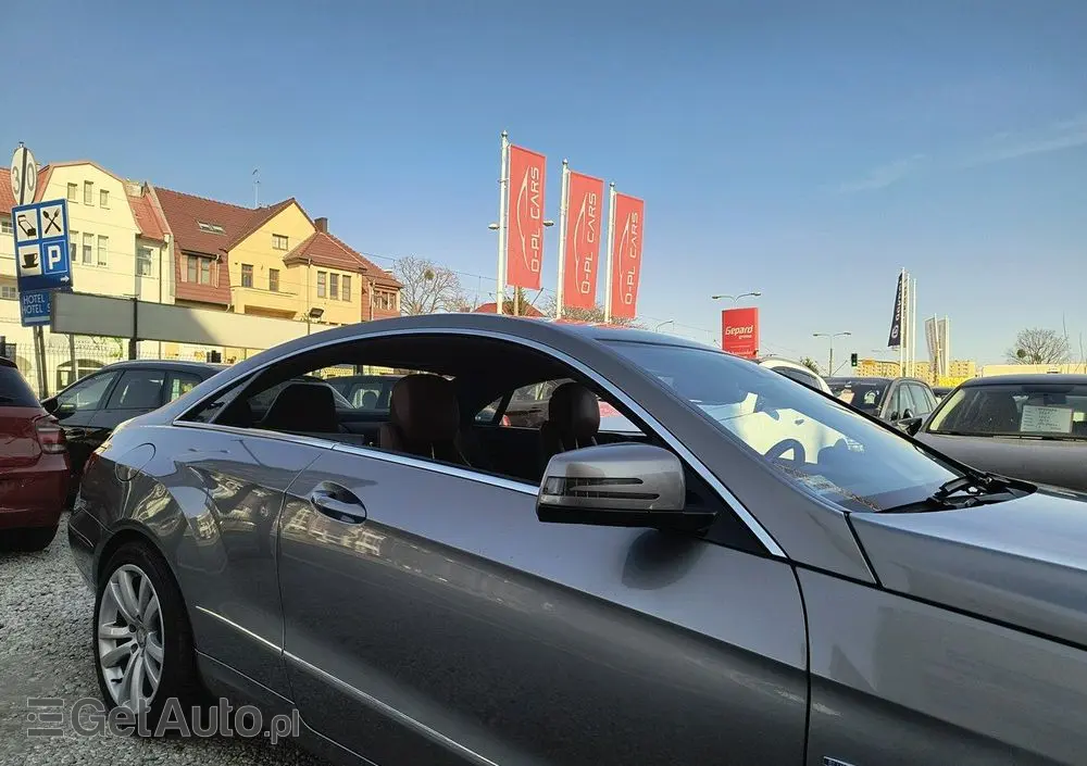MERCEDES-BENZ Klasa E 250 BlueEFFICIENCY 7G-TRONIC