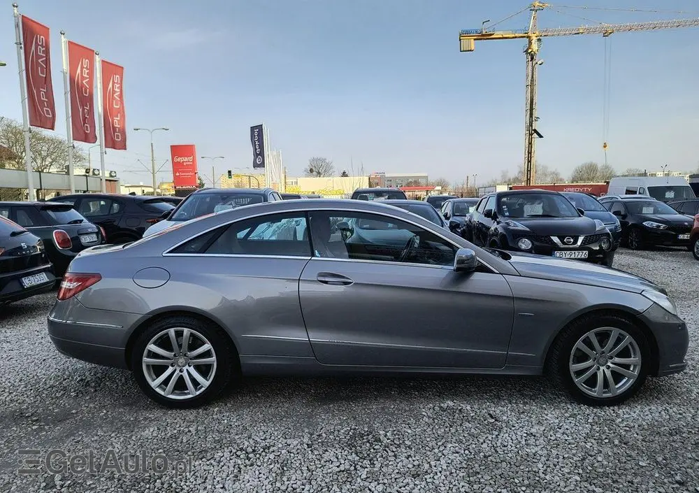 MERCEDES-BENZ Klasa E 250 BlueEFFICIENCY 7G-TRONIC