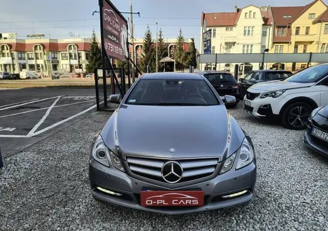 MERCEDES-BENZ Klasa E 250 BlueEFFICIENCY 7G-TRONIC
