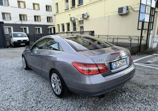 MERCEDES-BENZ Klasa E 250 BlueEFFICIENCY 7G-TRONIC
