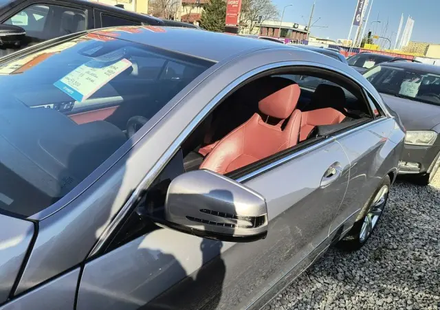 MERCEDES-BENZ Klasa E 250 BlueEFFICIENCY 7G-TRONIC