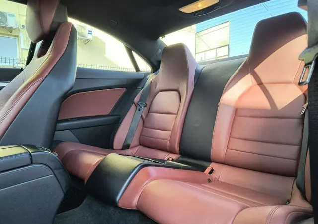 MERCEDES-BENZ Klasa E 250 BlueEFFICIENCY 7G-TRONIC