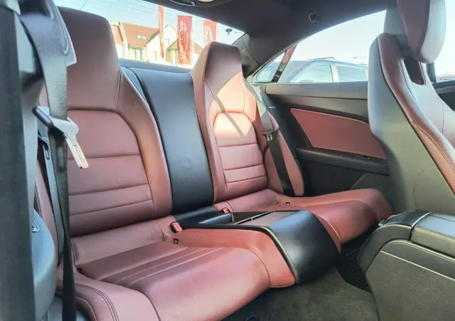 MERCEDES-BENZ Klasa E 250 BlueEFFICIENCY 7G-TRONIC