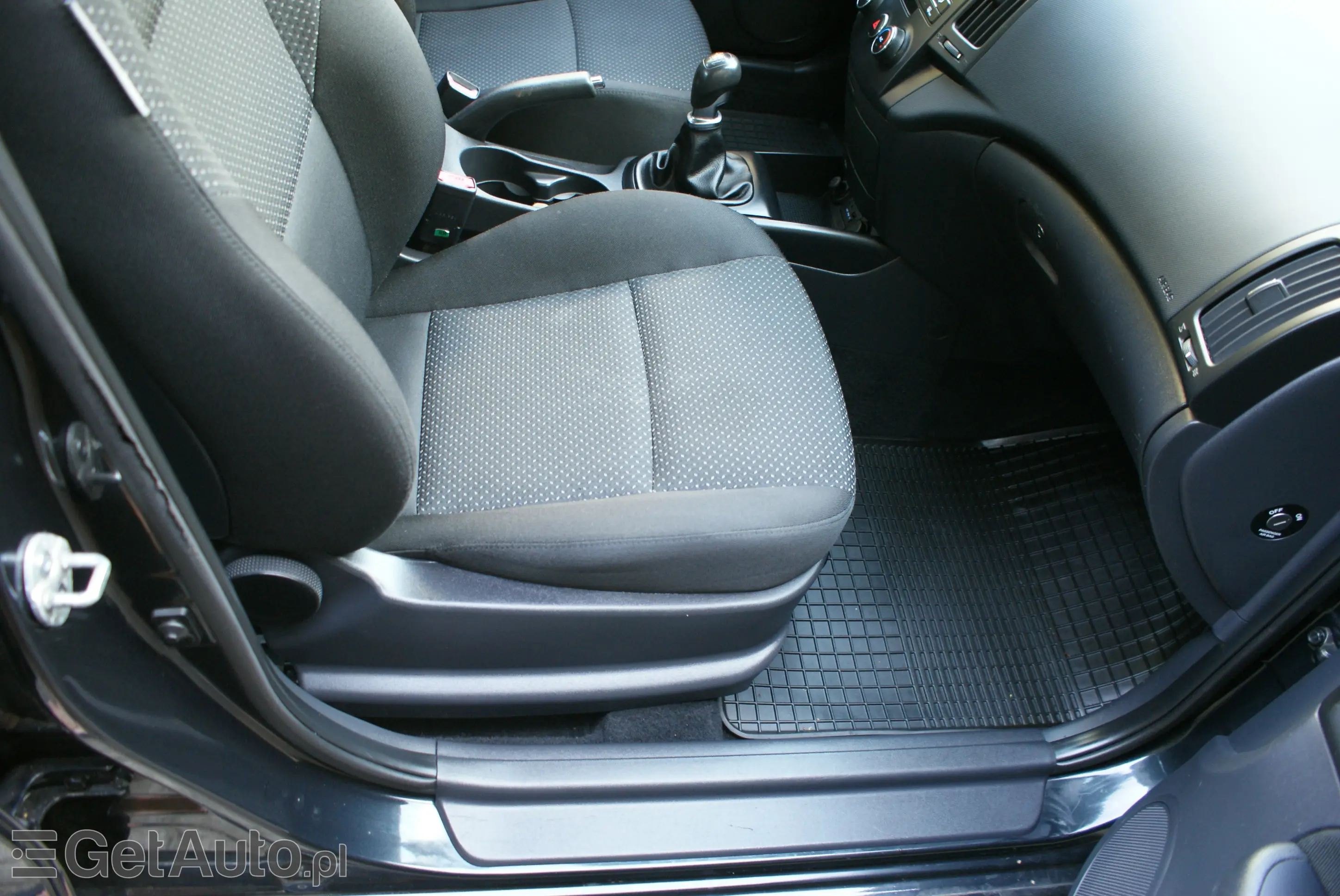 HYUNDAI I30 Base Plus