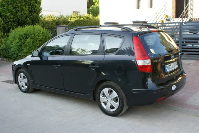 HYUNDAI I30 Base Plus