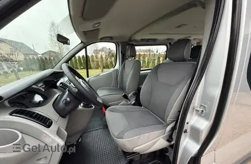 OPEL Vivaro 