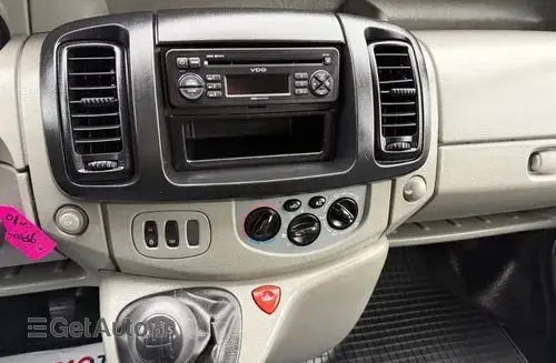 OPEL Vivaro 