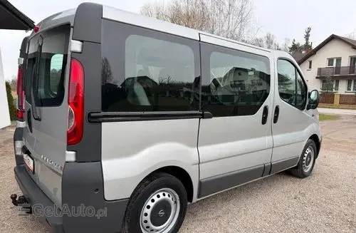 OPEL Vivaro 