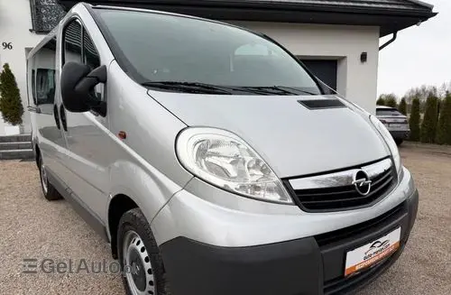 OPEL Vivaro 
