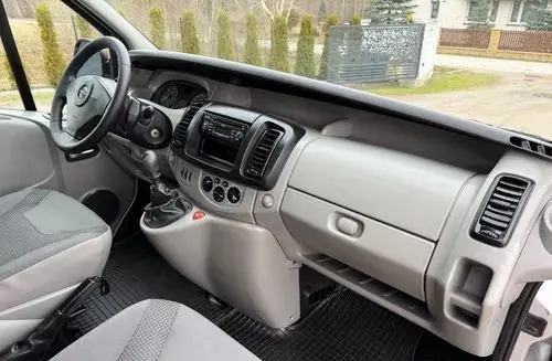 OPEL Vivaro 