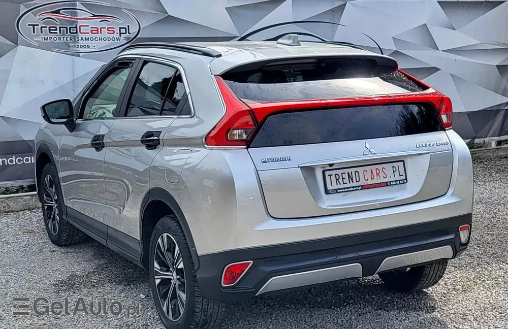 MITSUBISHI Eclipse Cross 1.5 T Invite Plus