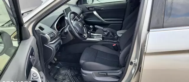 MITSUBISHI Eclipse Cross 1.5 T Invite Plus