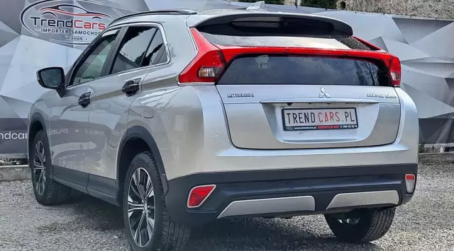 MITSUBISHI Eclipse Cross 1.5 T Invite Plus