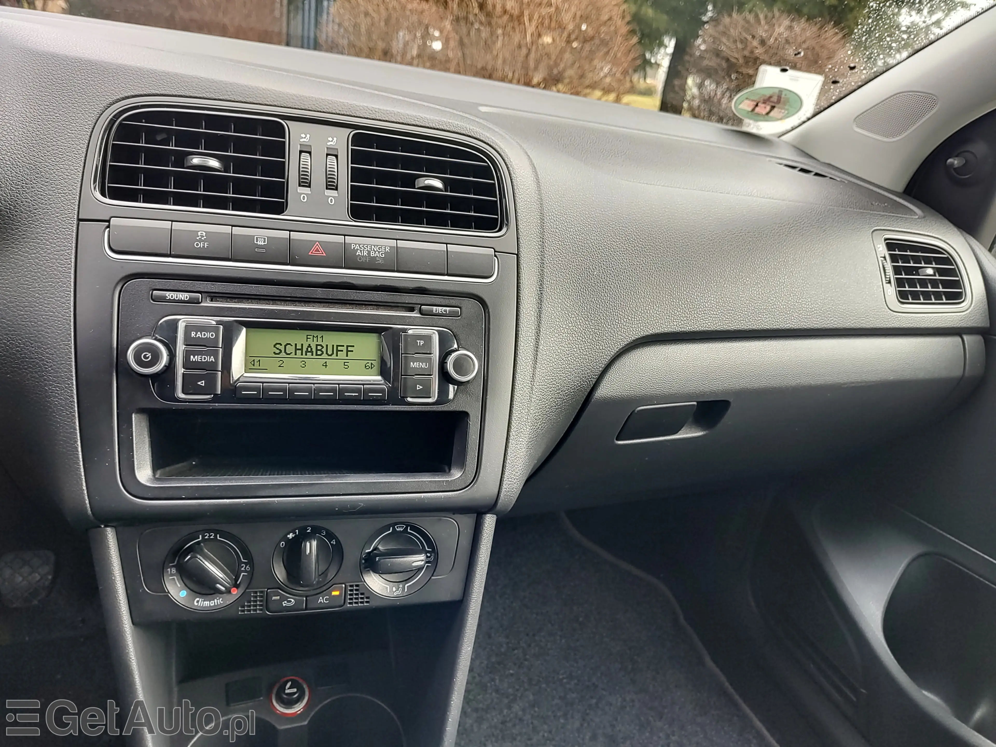 VOLKSWAGEN Polo Comfortline