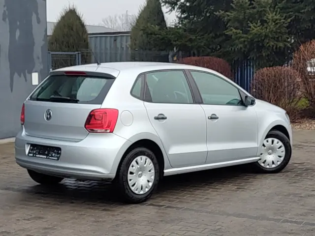 VOLKSWAGEN Polo Comfortline