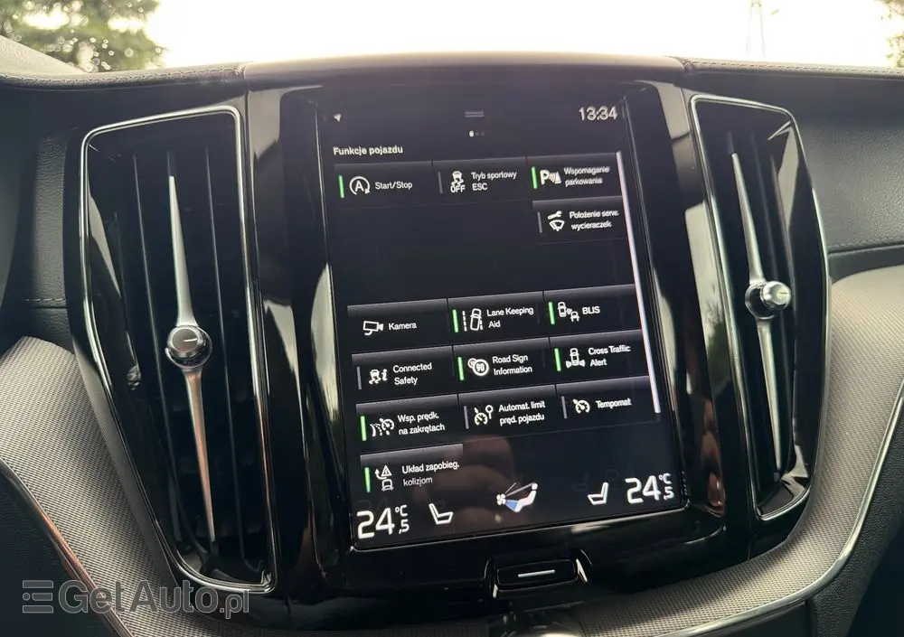 VOLVO XC 60 D4 Geartronic Inscription