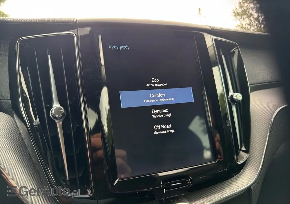 VOLVO XC 60 D4 Geartronic Inscription