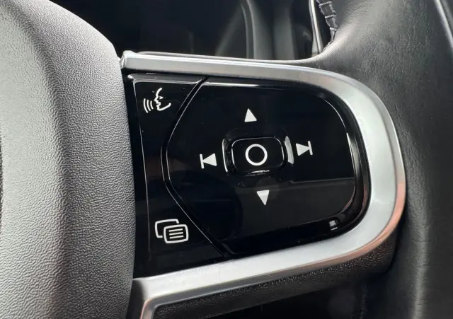 VOLVO XC 60 D4 Geartronic Inscription