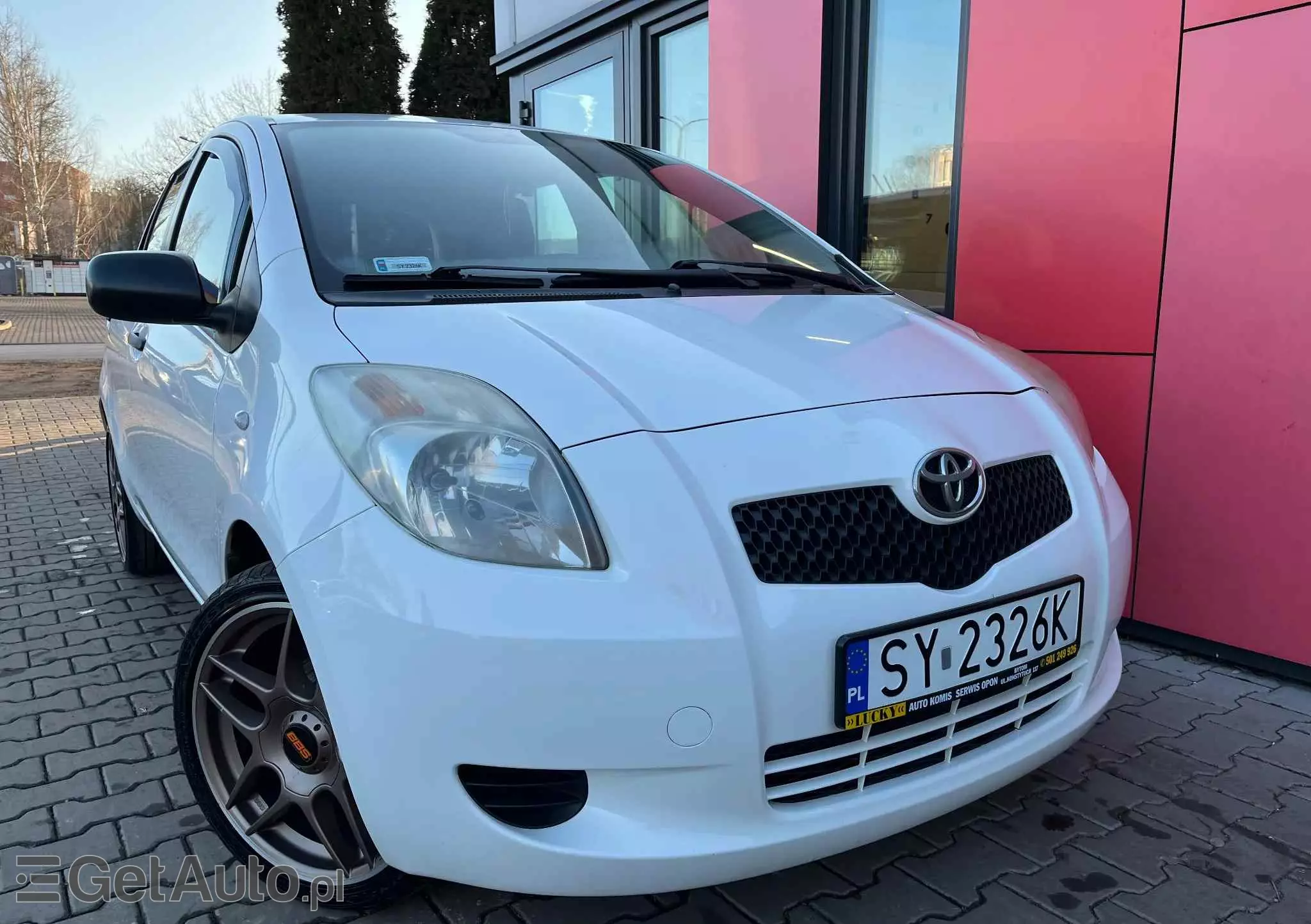 TOYOTA Yaris 1.3 Luna Premium