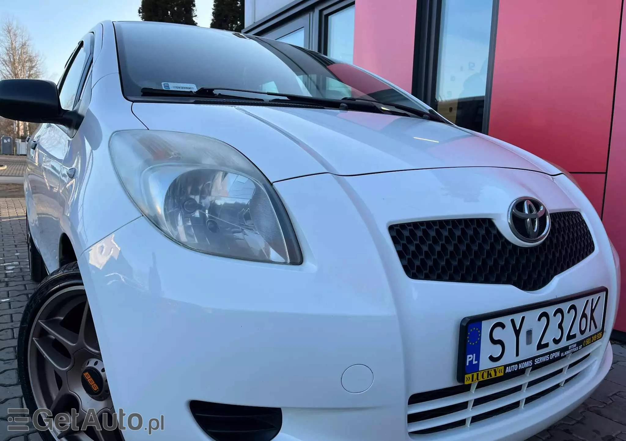 TOYOTA Yaris 1.3 Luna Premium
