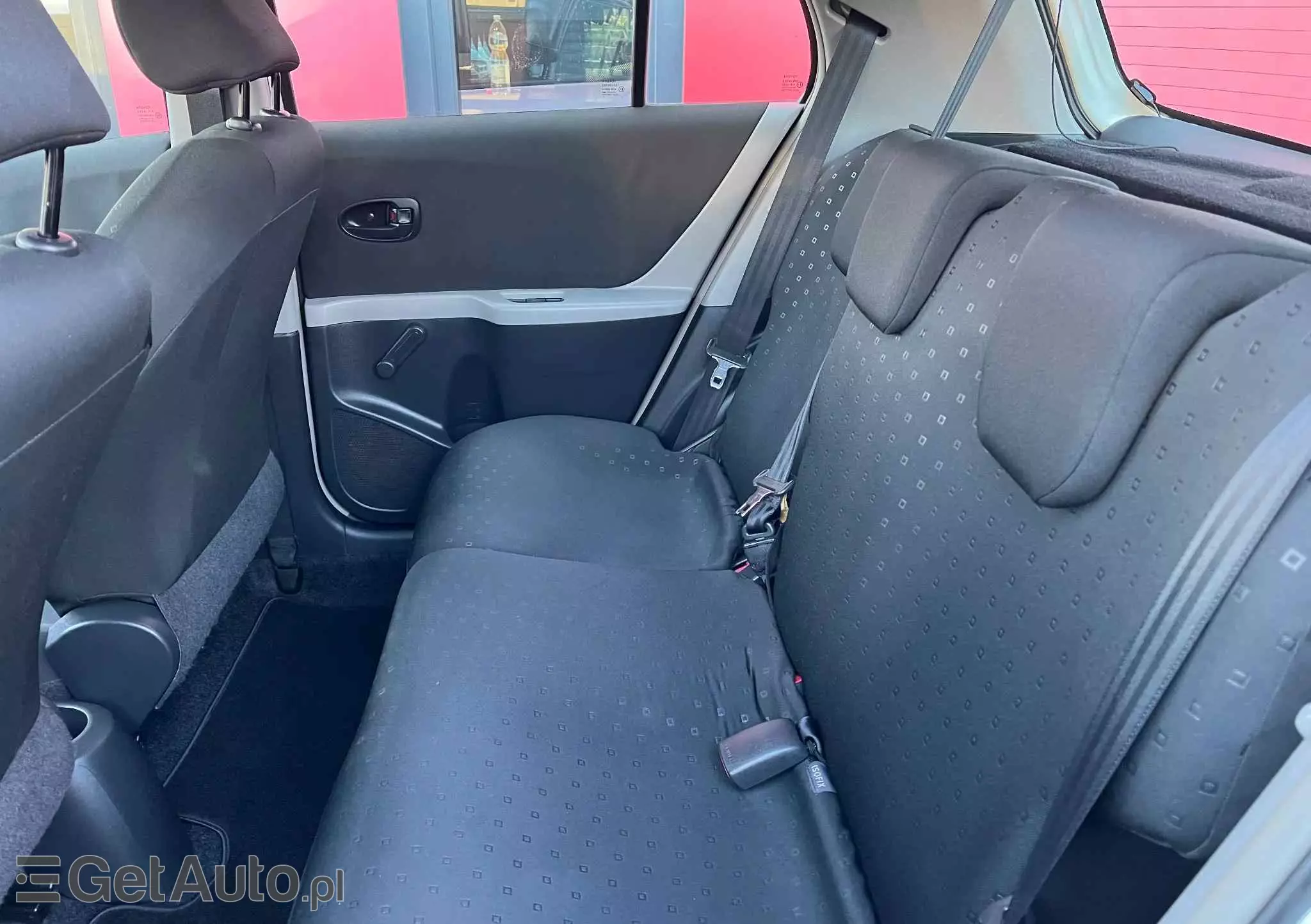 TOYOTA Yaris 1.3 Luna Premium