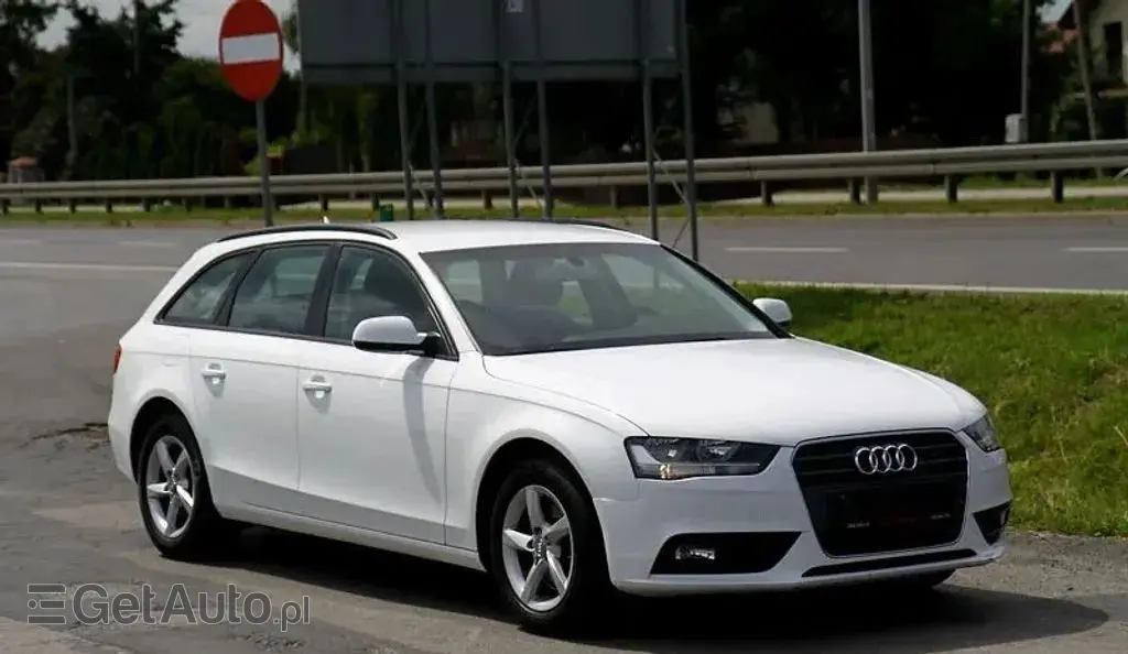 AUDI A4 