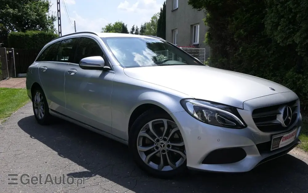 MERCEDES-BENZ Klasa C 180 7G-TRONIC Edition 1
