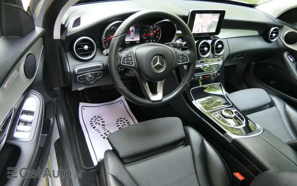 MERCEDES-BENZ Klasa C 180 7G-TRONIC Edition 1