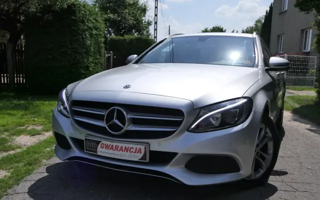 MERCEDES-BENZ Klasa C 180 7G-TRONIC Edition 1