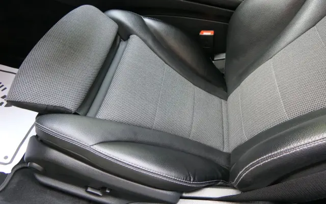 MERCEDES-BENZ Klasa C 180 7G-TRONIC Edition 1