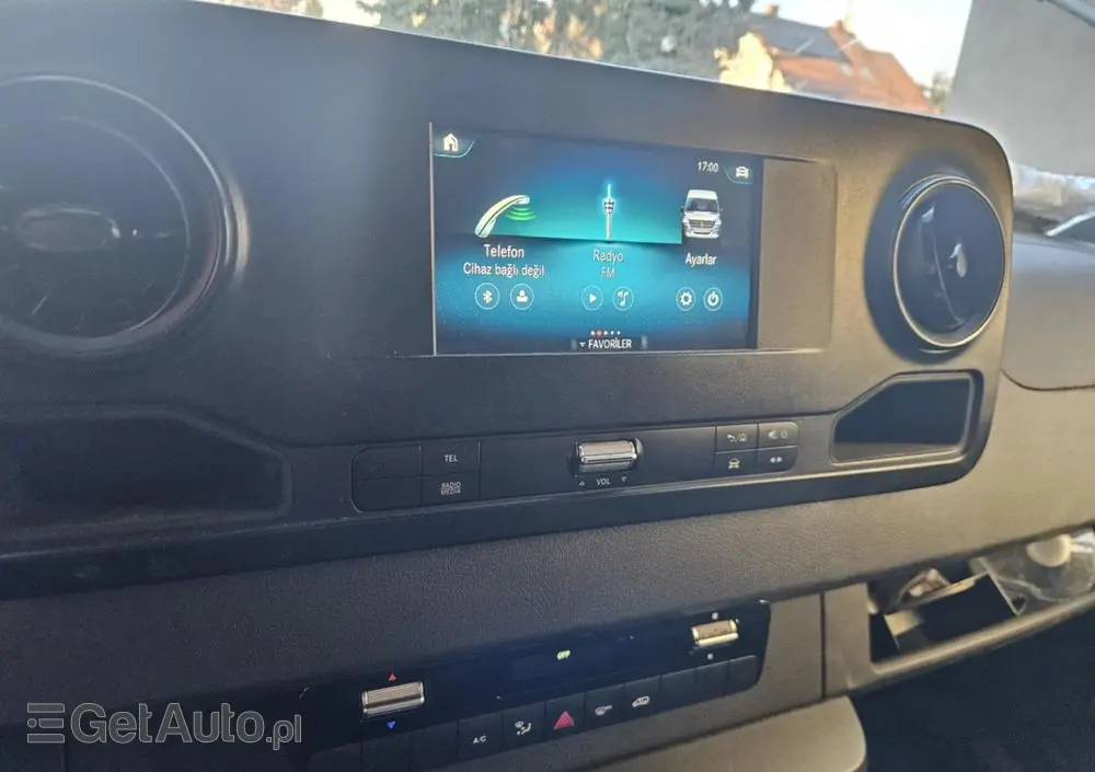 MERCEDES-BENZ SPRINTER 2.2 CDI  ŚREDNI  przód napęd 