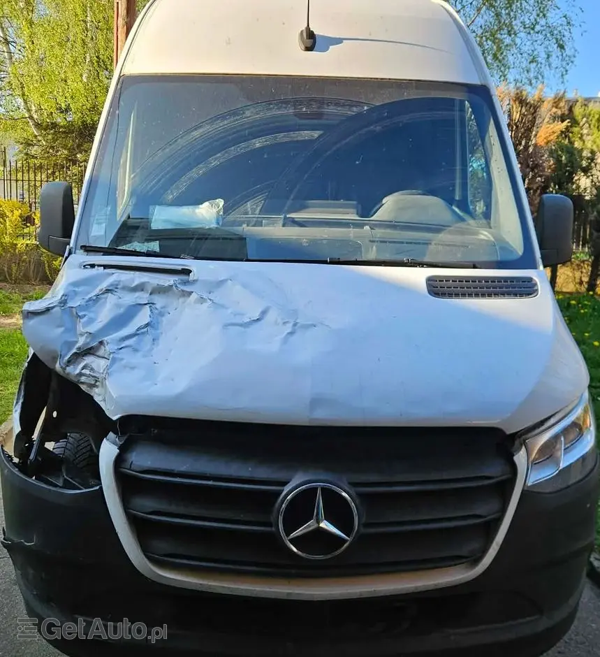 MERCEDES-BENZ SPRINTER 2.2 CDI  ŚREDNI  przód napęd 