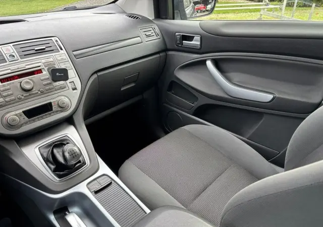 FORD Kuga 2.0 TDCi 2x4 Trend