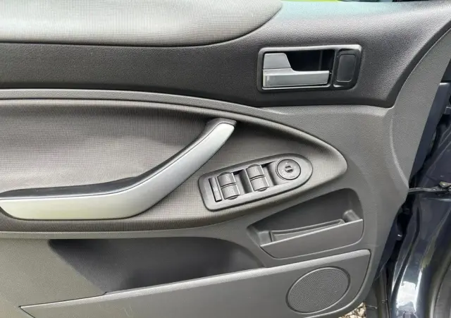 FORD Kuga 2.0 TDCi 2x4 Trend