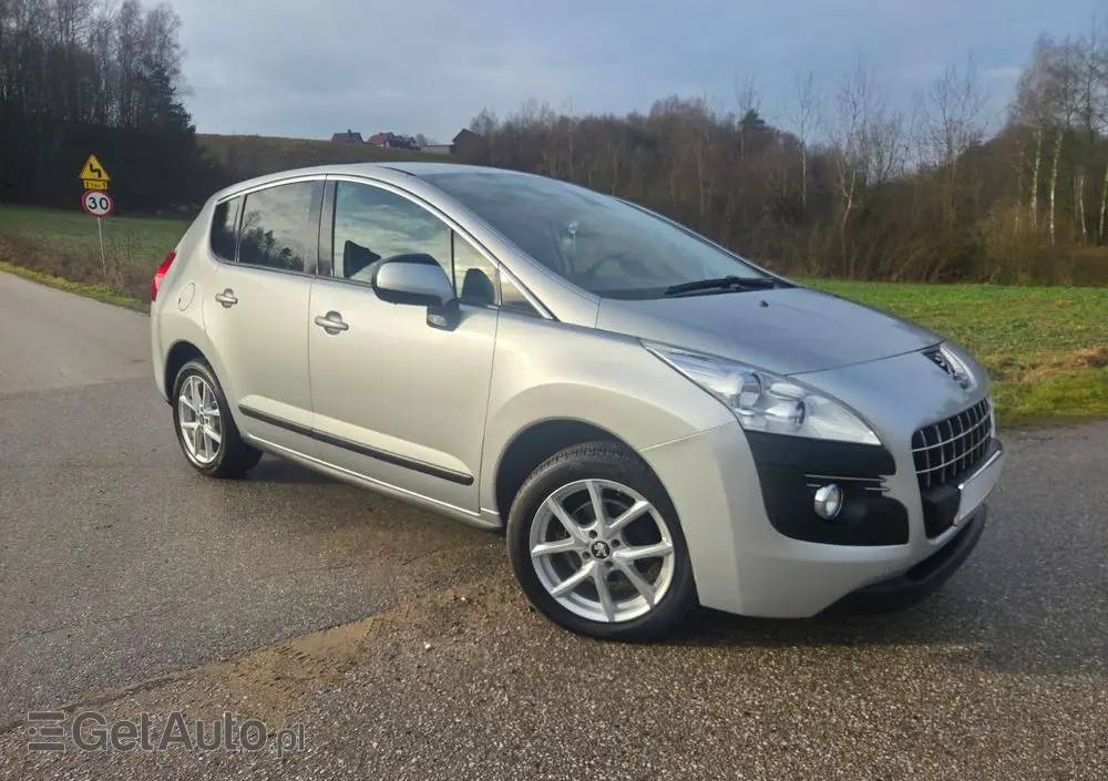 PEUGEOT 3008 1.6 HDi Premium