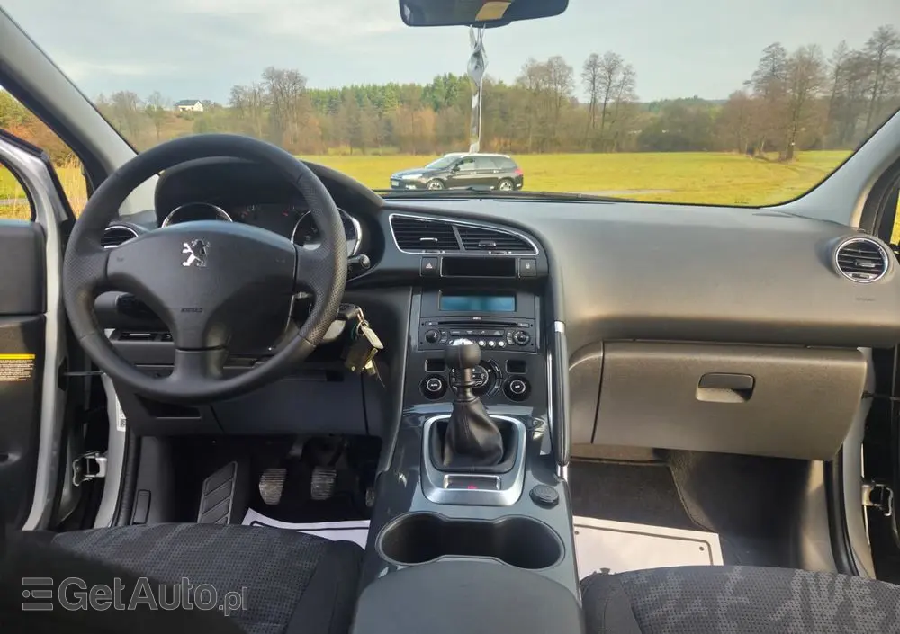 PEUGEOT 3008 1.6 HDi Premium
